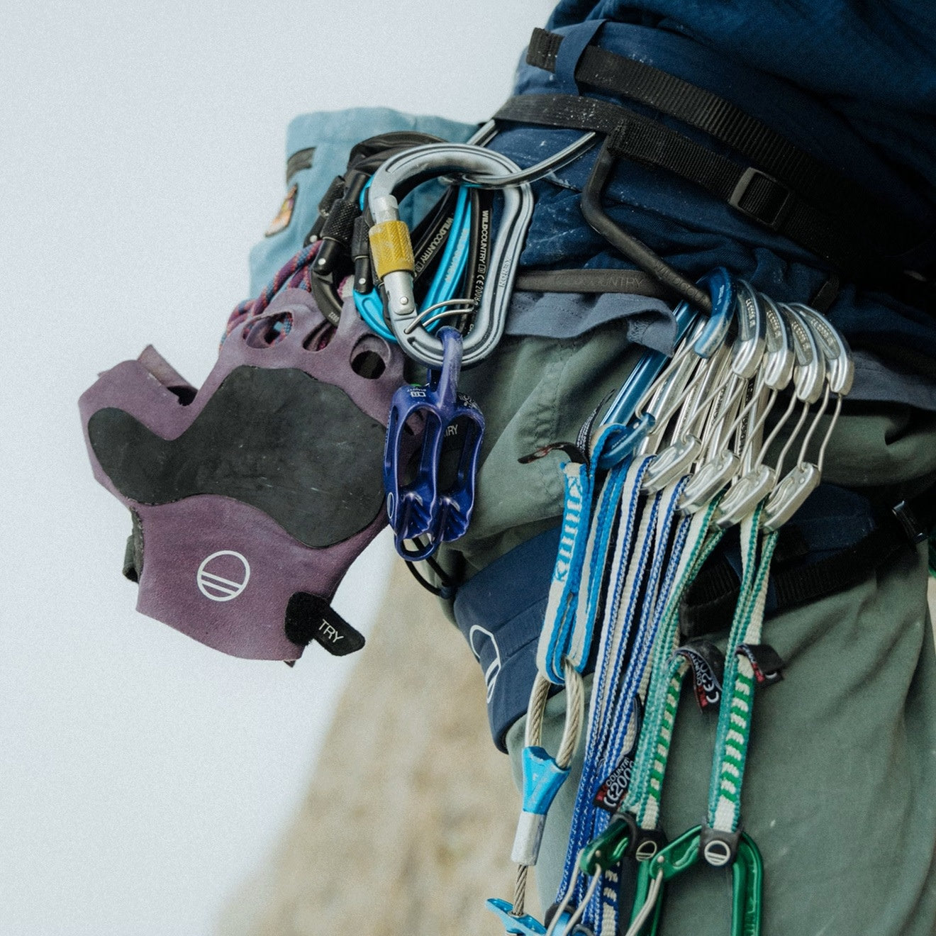 Wild Counrty Crack Gloves