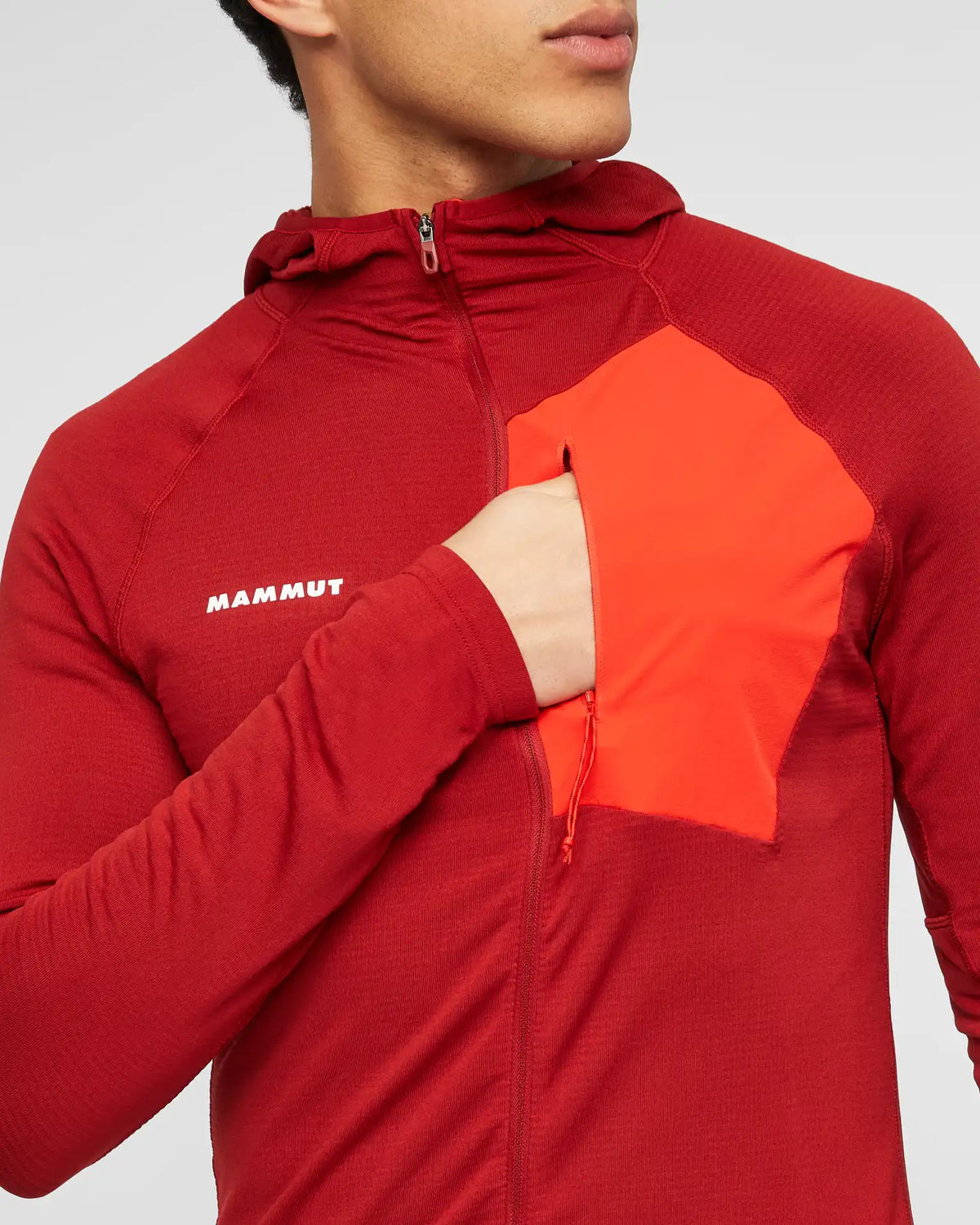 Chandail intermédiaire à capuchon Mammut Aenergy Light ML pour homme