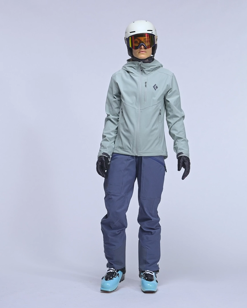 Charger la vidéo : Manteau softshell Black Diamond Dawn Patrol pour femme